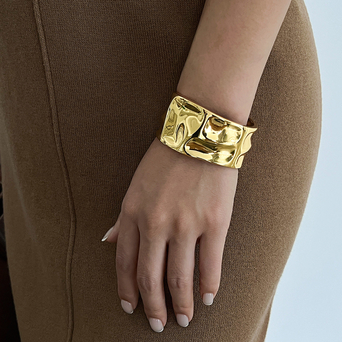 Auréa Sculpted Spring Cuff Set